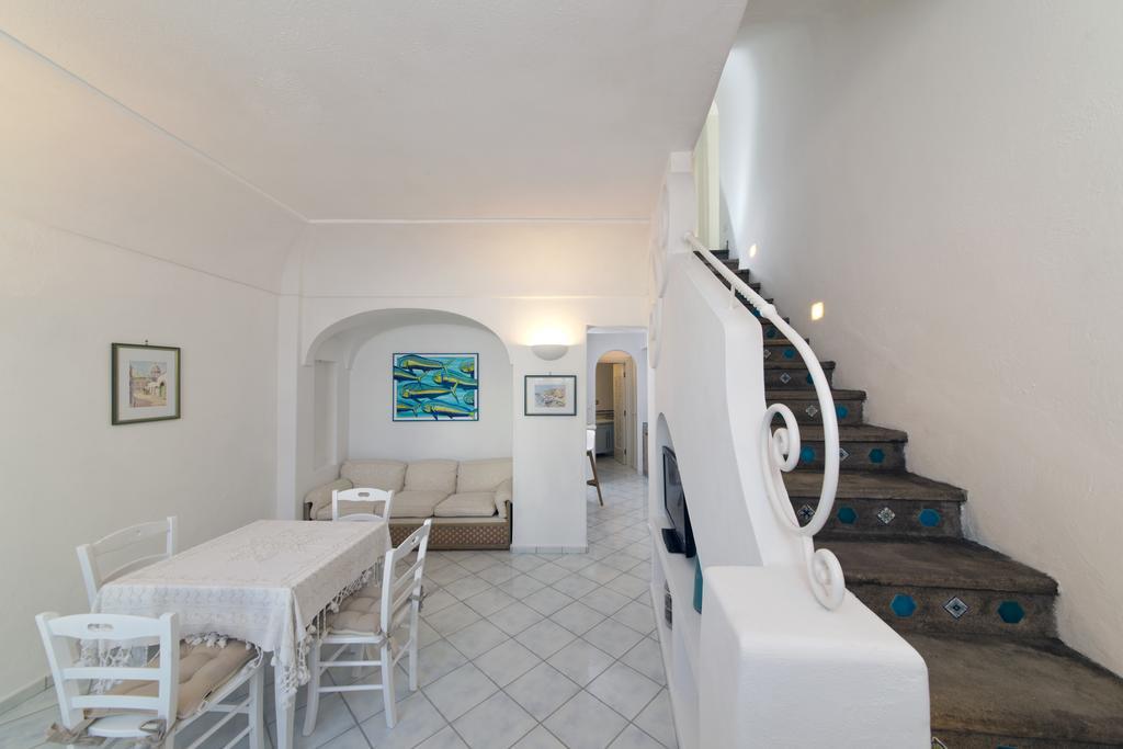 Apartmán La Casetta In Piazzetta Ischia Island Exteriér fotografie